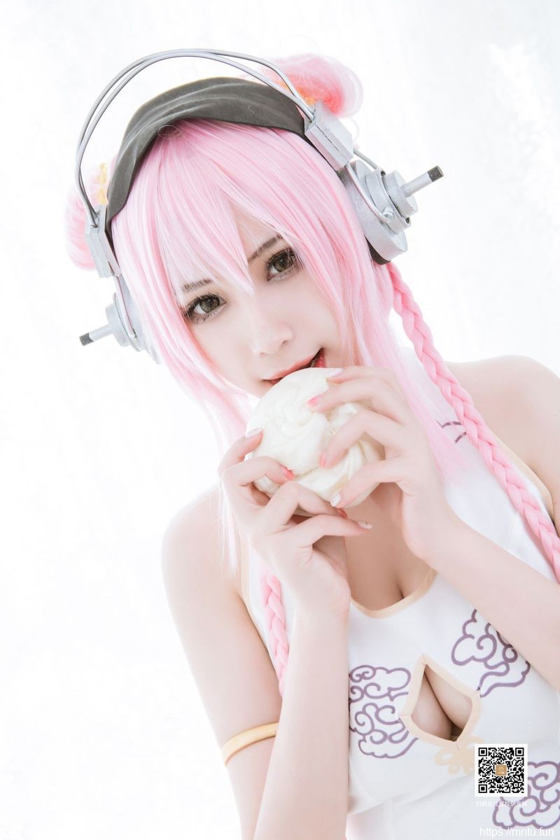 YALAYI雅拉伊性cosplay工口感美少女清凉装扮COSPLAY超级索尼子写真