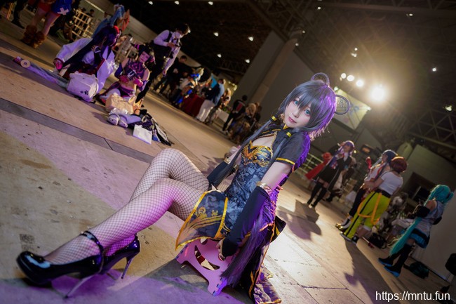 甜美可爱洛天依cosplay图片