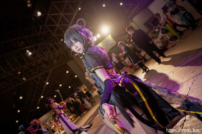 甜美可爱洛天依cosplay图片