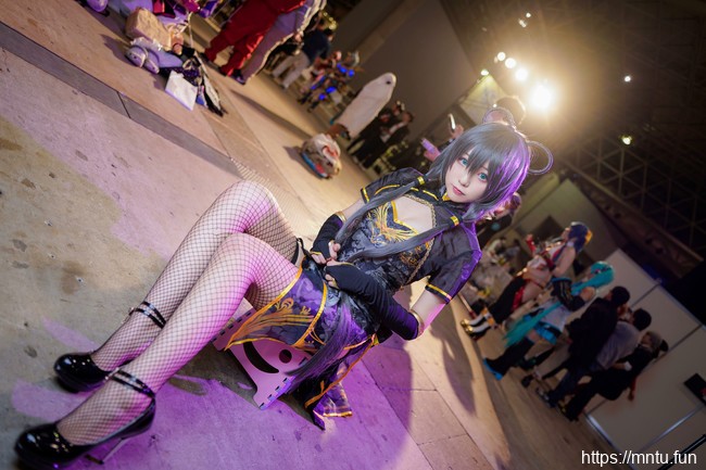 甜美可爱洛天依cosplay图片