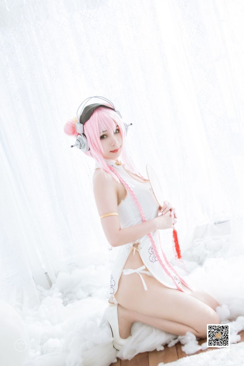 YALAYI雅拉伊性cosplay工口感美少女清凉装扮COSPLAY超级索尼子写真