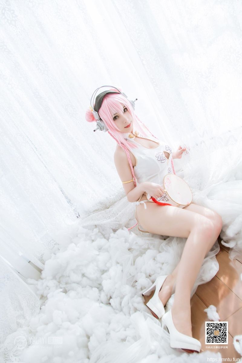 YALAYI雅拉伊性cosplay工口感美少女清凉装扮COSPLAY超级索尼子写真