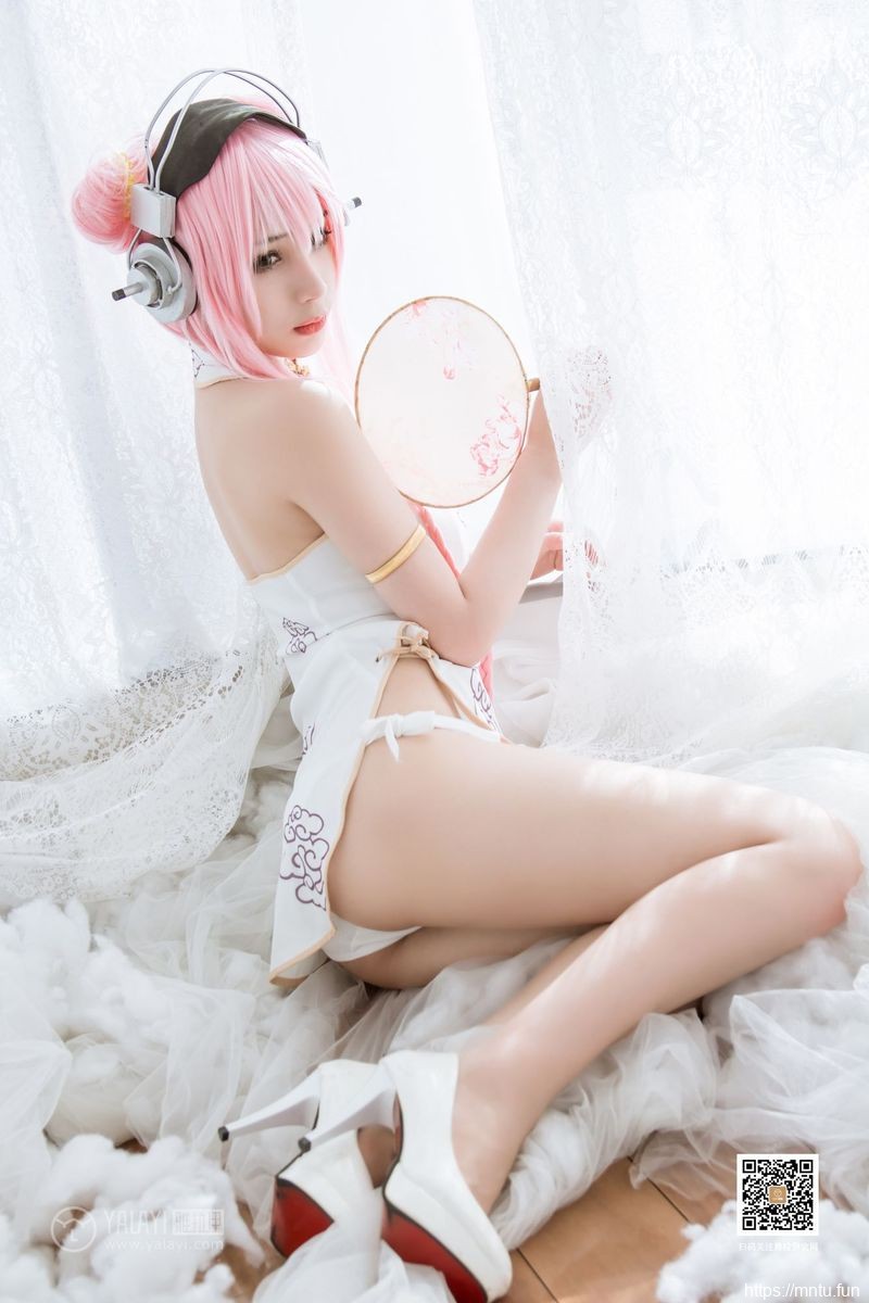 YALAYI雅拉伊性cosplay工口感美少女清凉装扮COSPLAY超级索尼子写真
