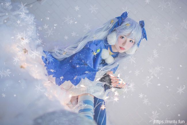 甜美可爱初音未来cosplay