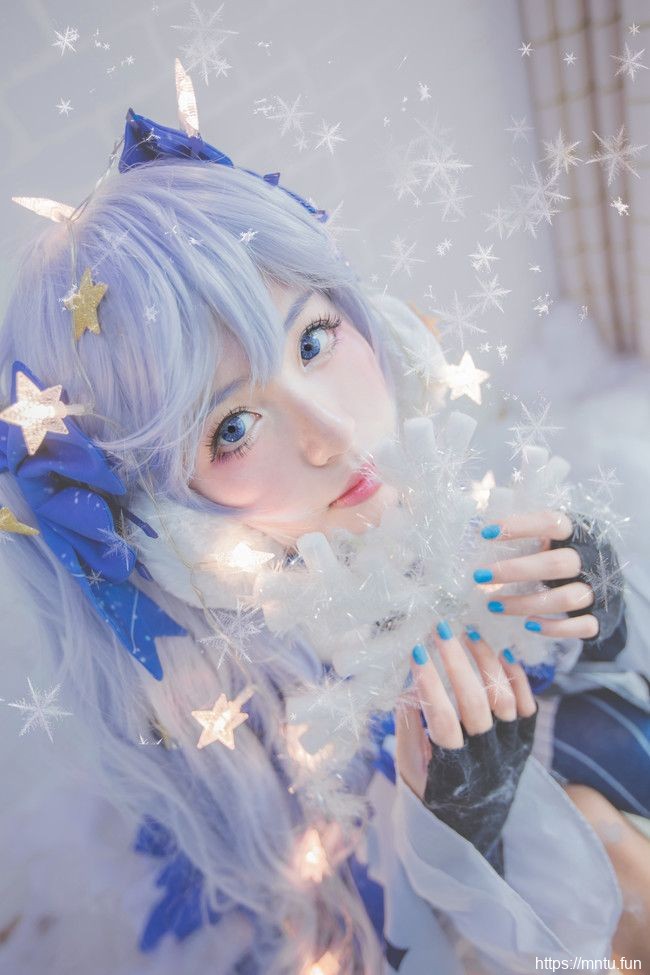 甜美可爱初音未来cosplay