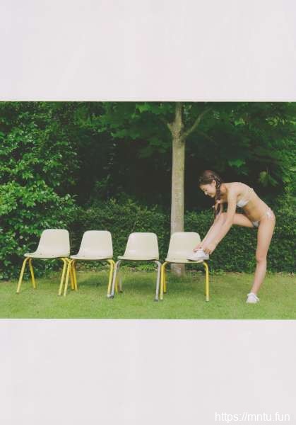 沖田彩花十五の夏ファースト写真集