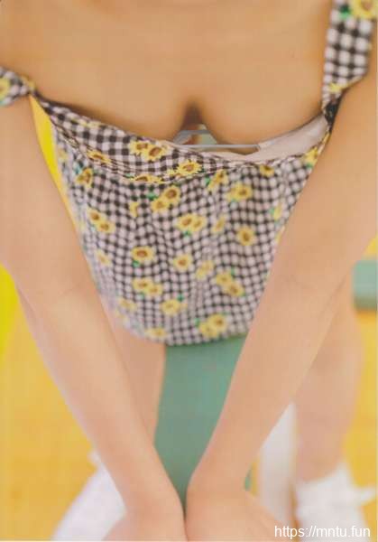 沖田彩花十五の夏ファースト写真集