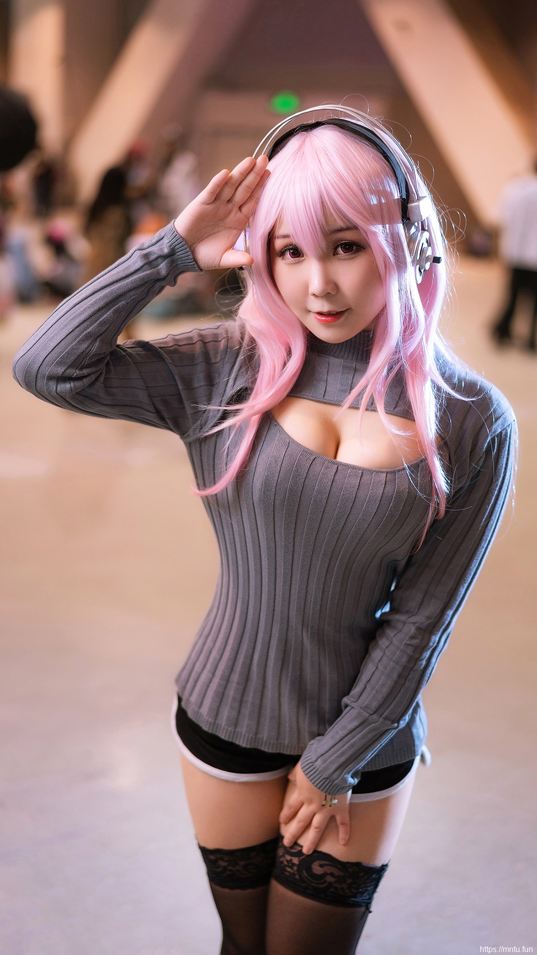 性感巨乳索尼子cosplay写真图片