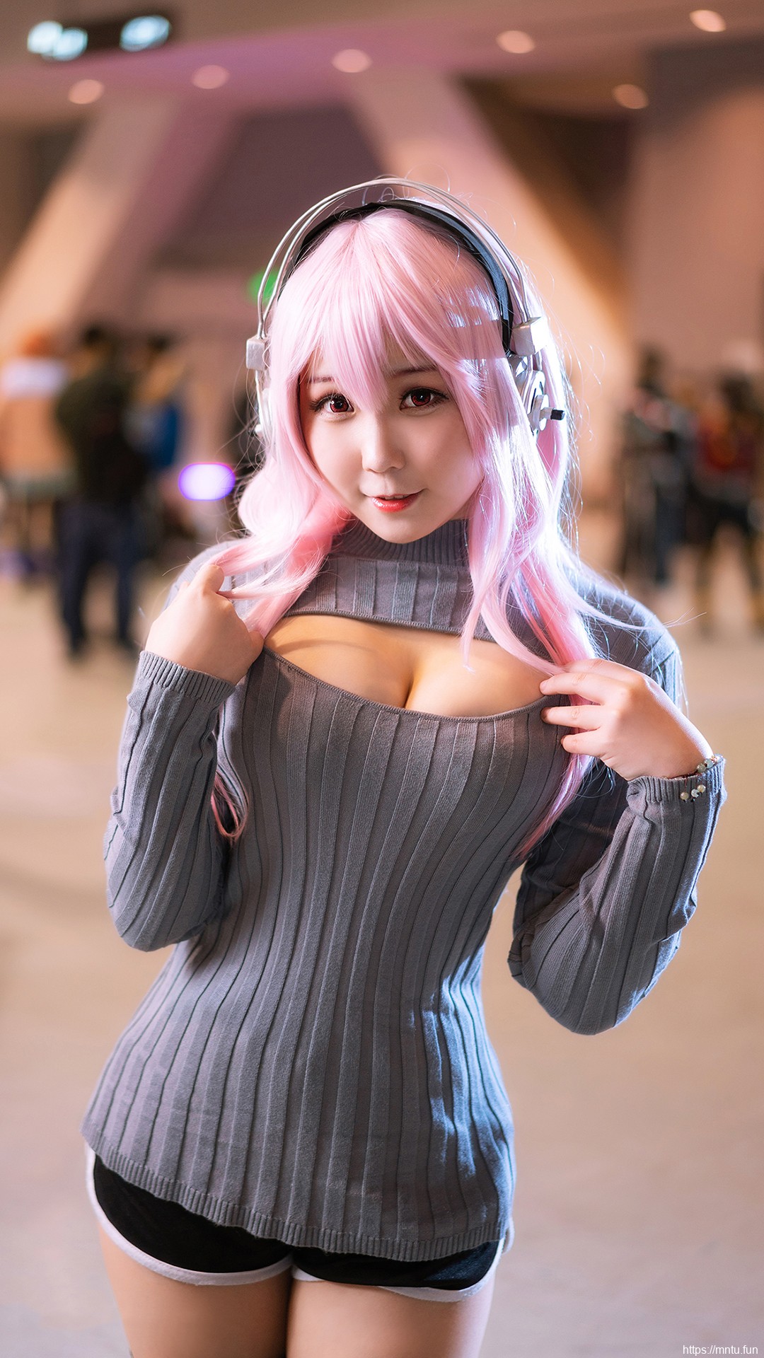 性感巨乳索尼子cosplay写真图片