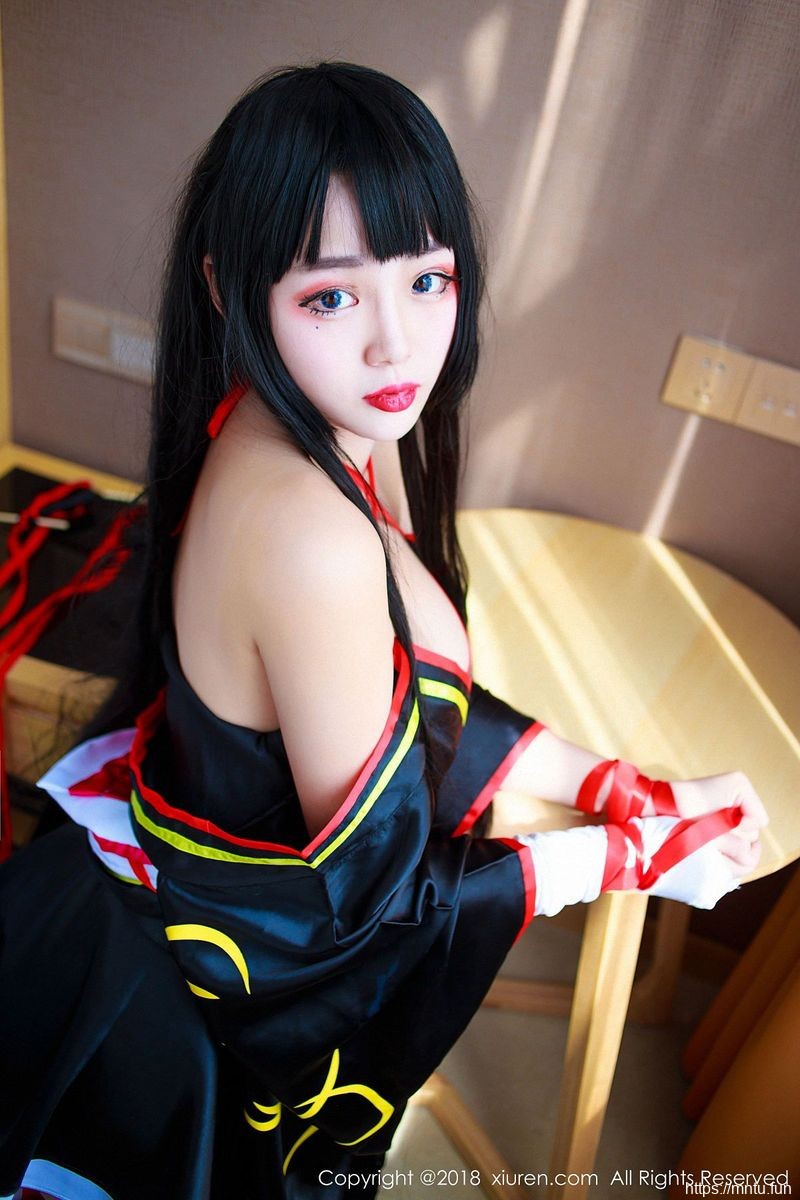 秀人网新人模特米粒米粒性感和服童颜巨乳COSPLAY写cosplayh福利无遮挡真