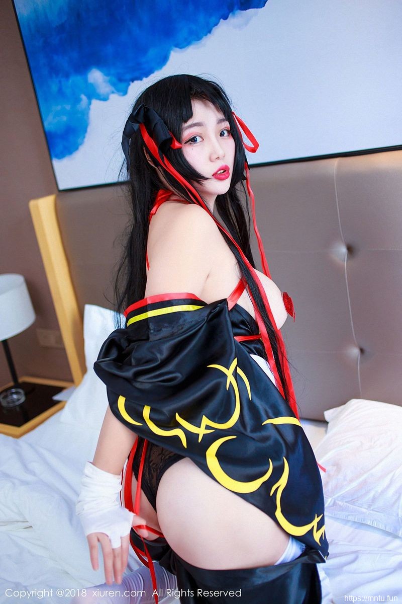 秀人网新人模特米粒米粒性感和服童颜巨乳COSPLAY写cosplayh福利无遮挡真
