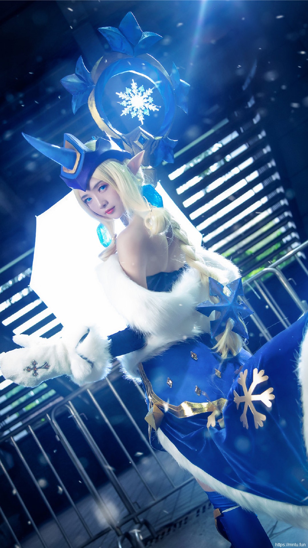 性感动人索拉卡cosplay美女写真图片