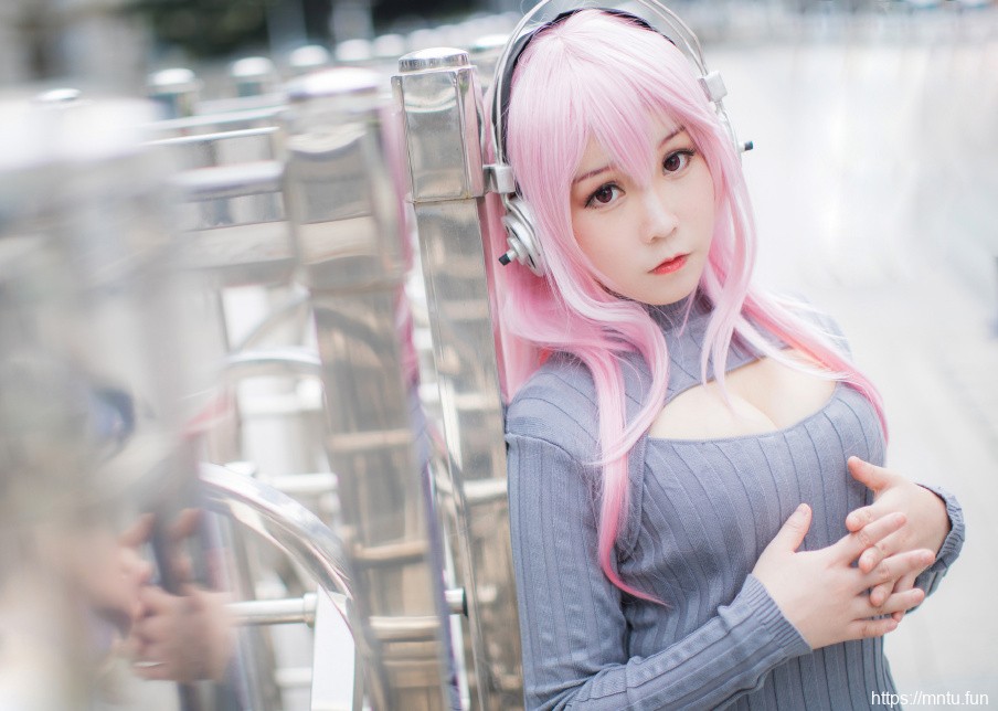 巨乳索尼子cosplay火辣写真图片