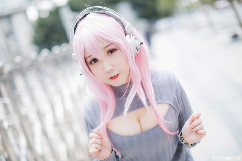 巨乳索尼子cosplay火辣写真图片