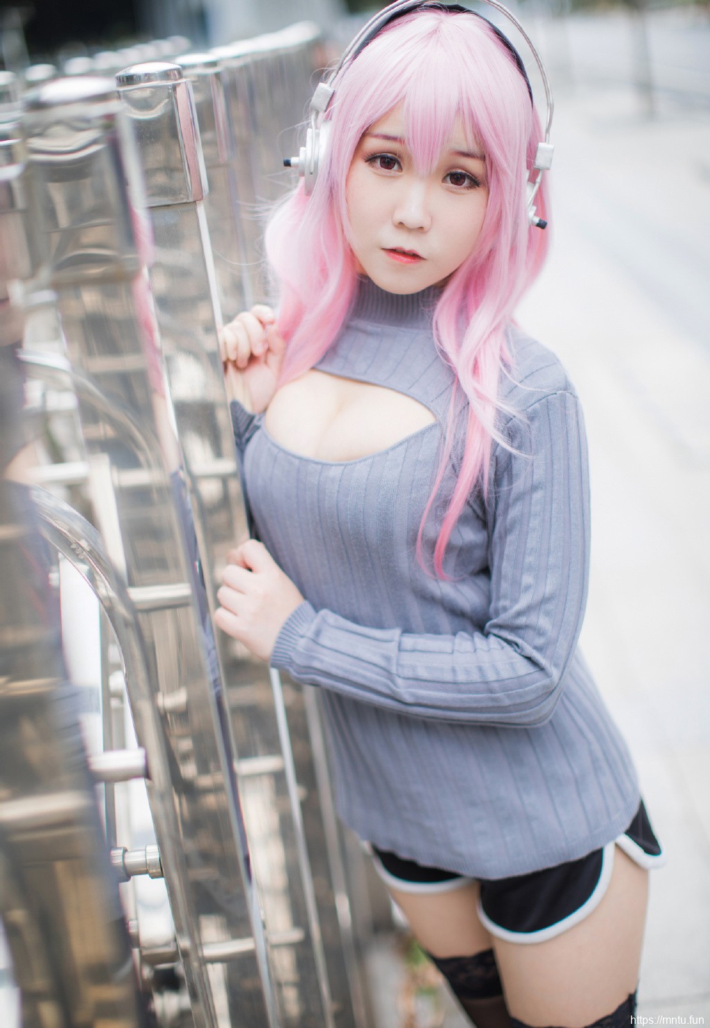 巨乳索尼子cosplay火辣写真图片