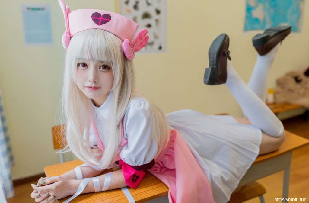 名取纱那cos美女性感cosplay美女图片