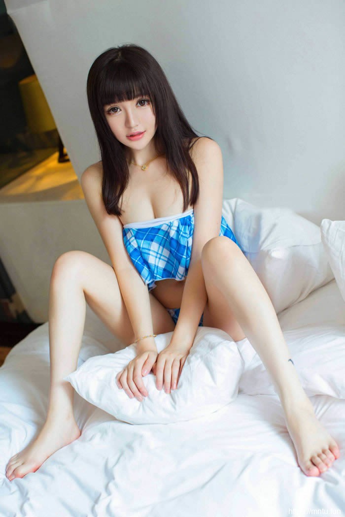 性感mm米妮白色经典情味内衣写真