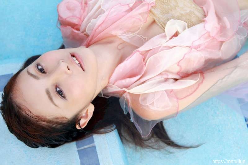 杉原杏璃揺れる！ぷりんせす♪制服引诱写真集