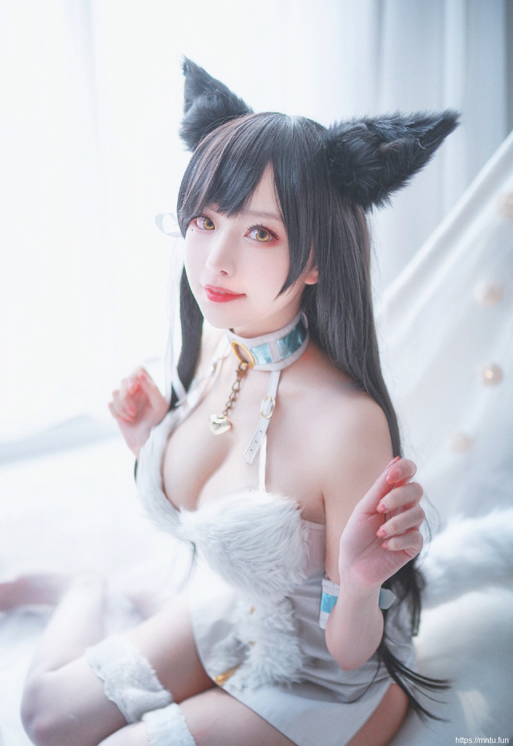 碧蓝航线爱宕cos美女性感写真图片