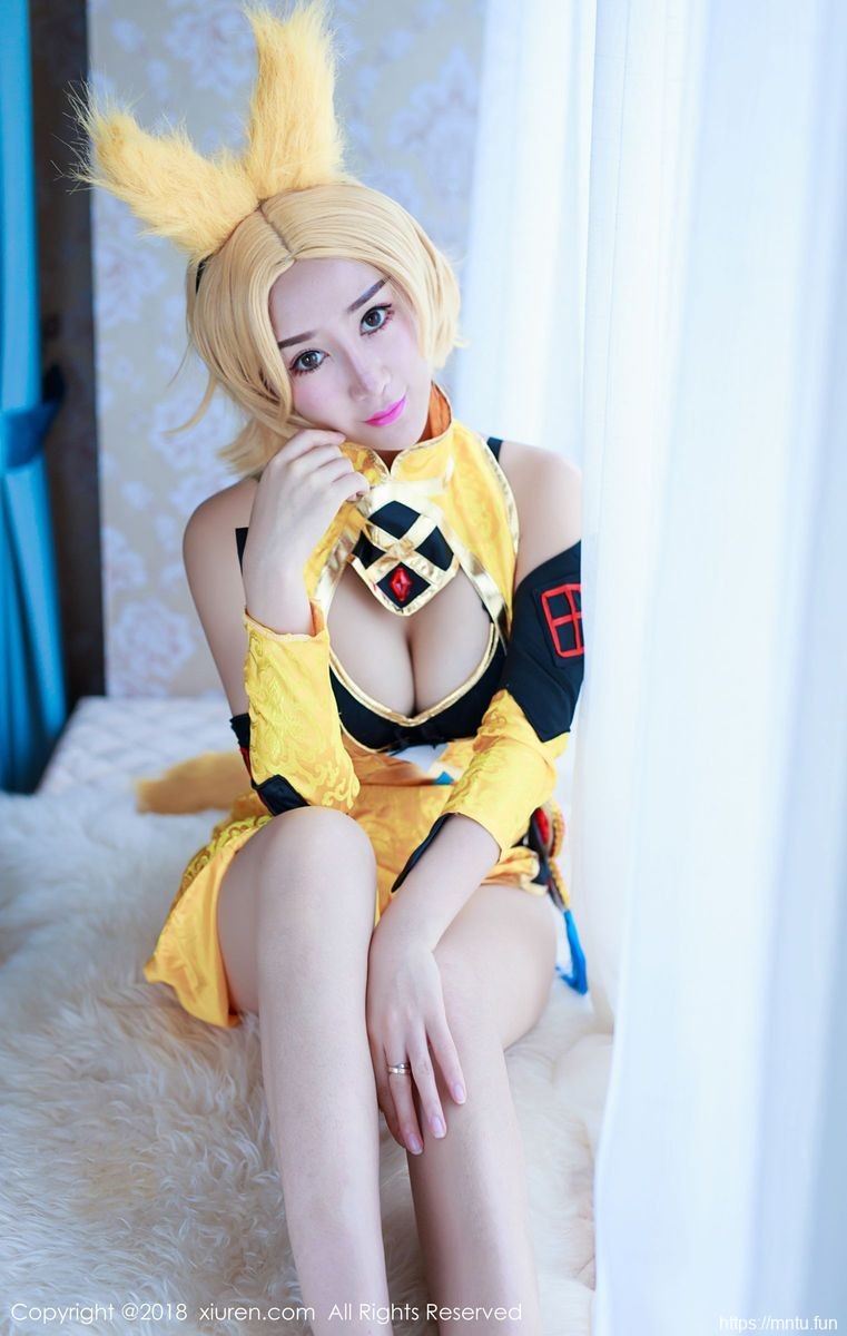 秀人重生之cosplay网性感女神邹晶晶COSPLAY王者荣耀妲己美图