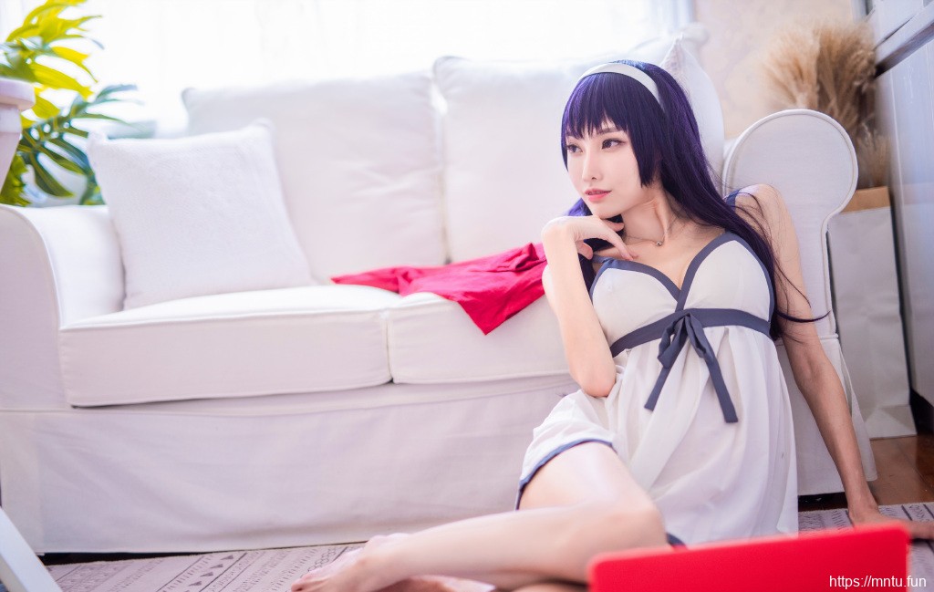 路人女主的养成方法霞之丘诗羽cos美女图片