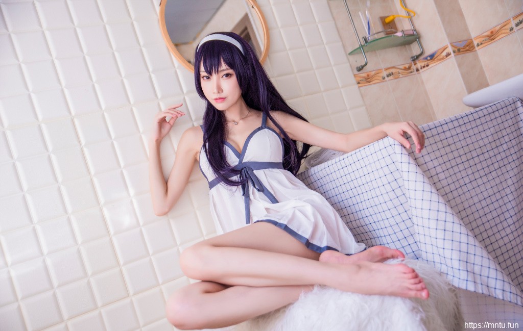 路人女主的养成方法霞之丘诗羽cos美女图片