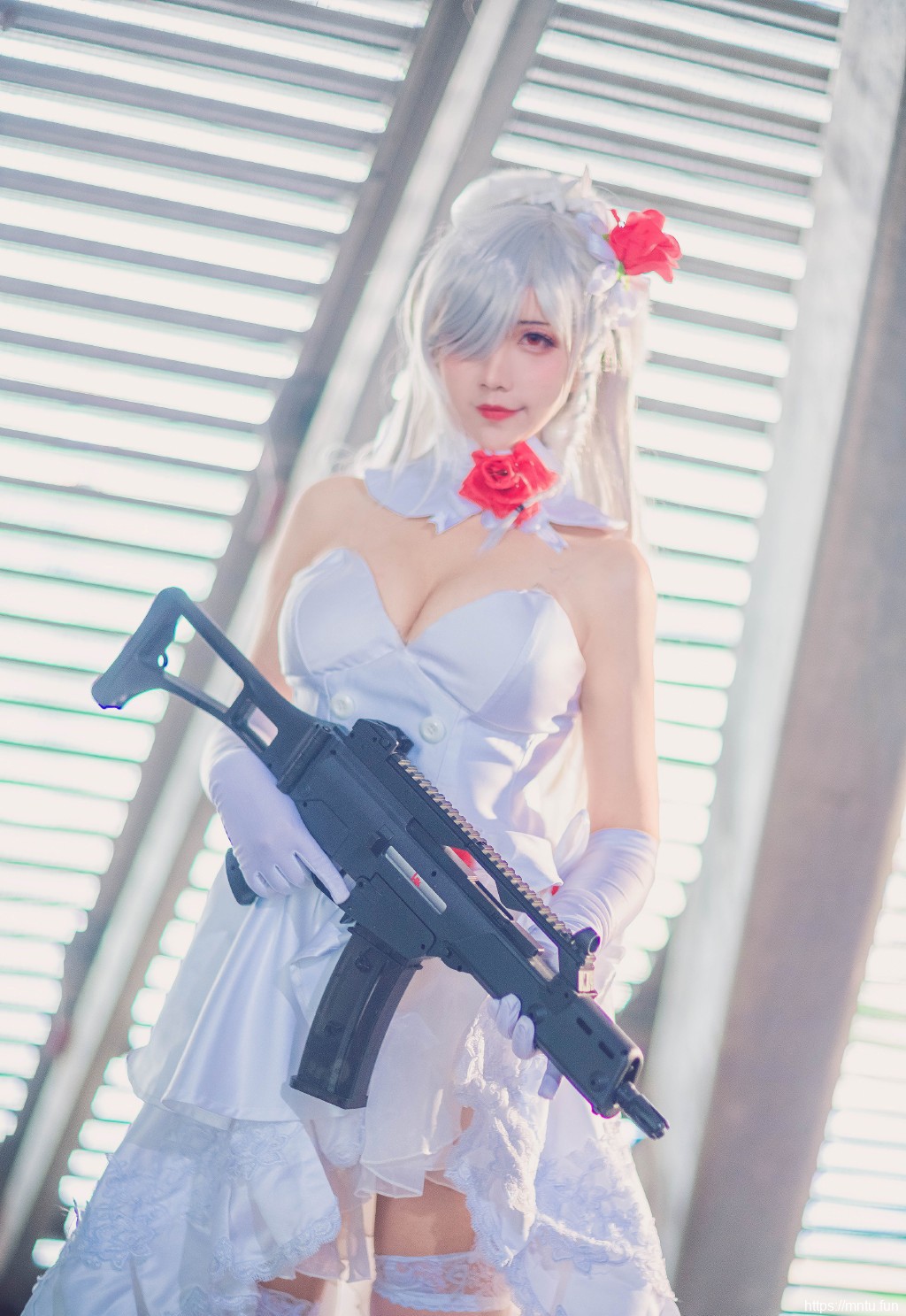 前线美女cos性感cosplay美女写真图片