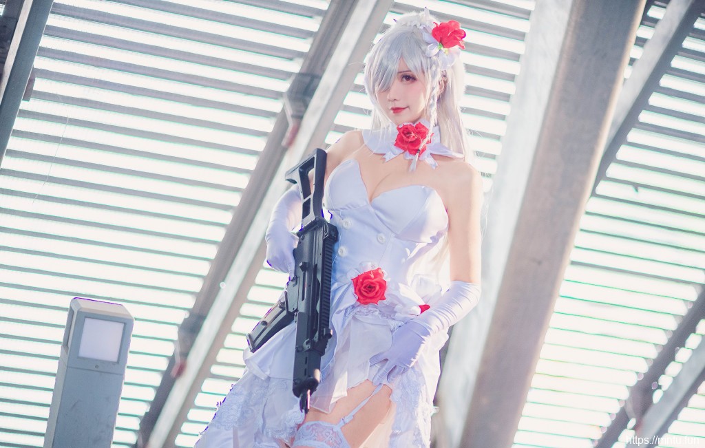 前线美女cos性感cosplay美女写真图片