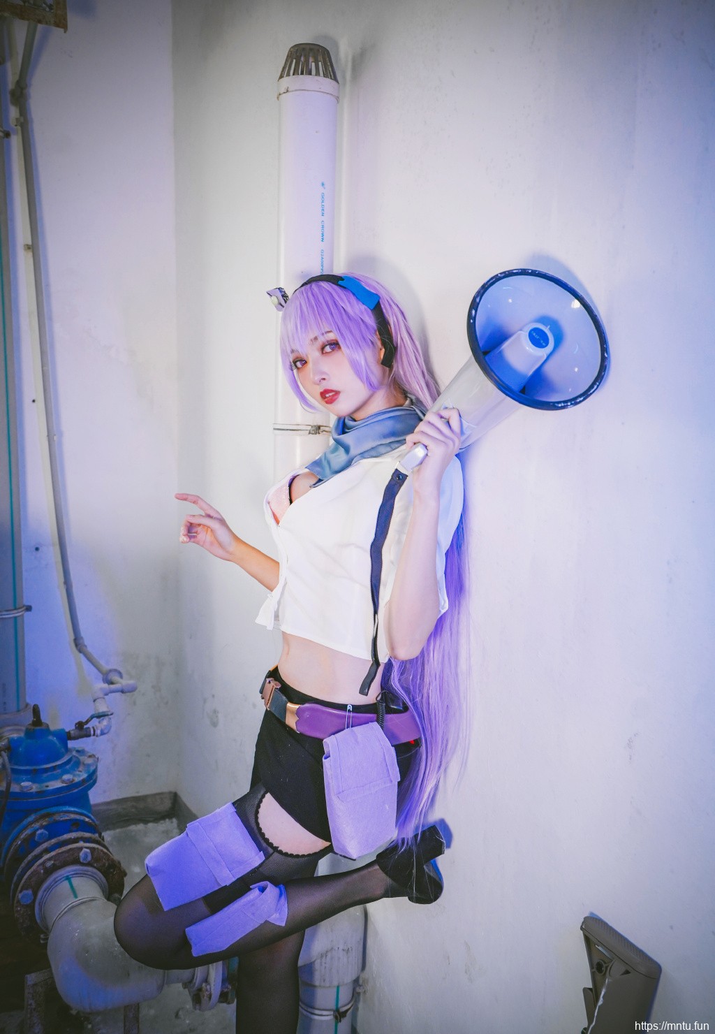 黑丝美女性感爆乳诱人cos美女写真