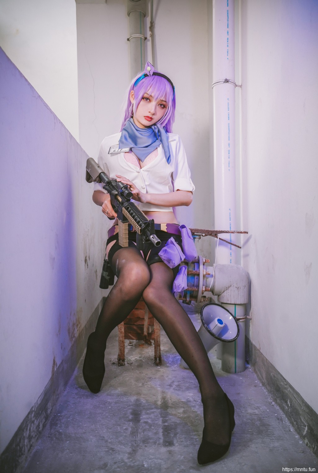 黑丝美女性感爆乳诱人cos美女写真