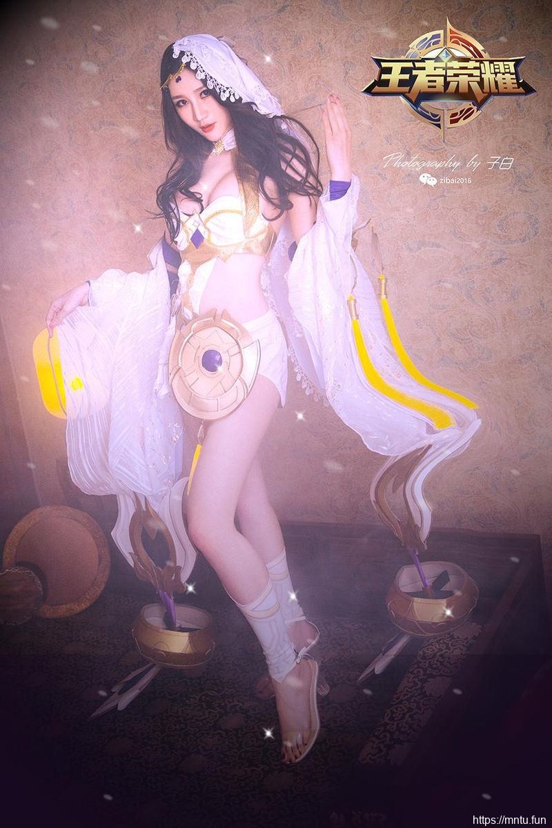 头条女神美女模特Miss旗袍白丝cosplay玄子COSPLAY王者荣耀异域舞娘貂蝉