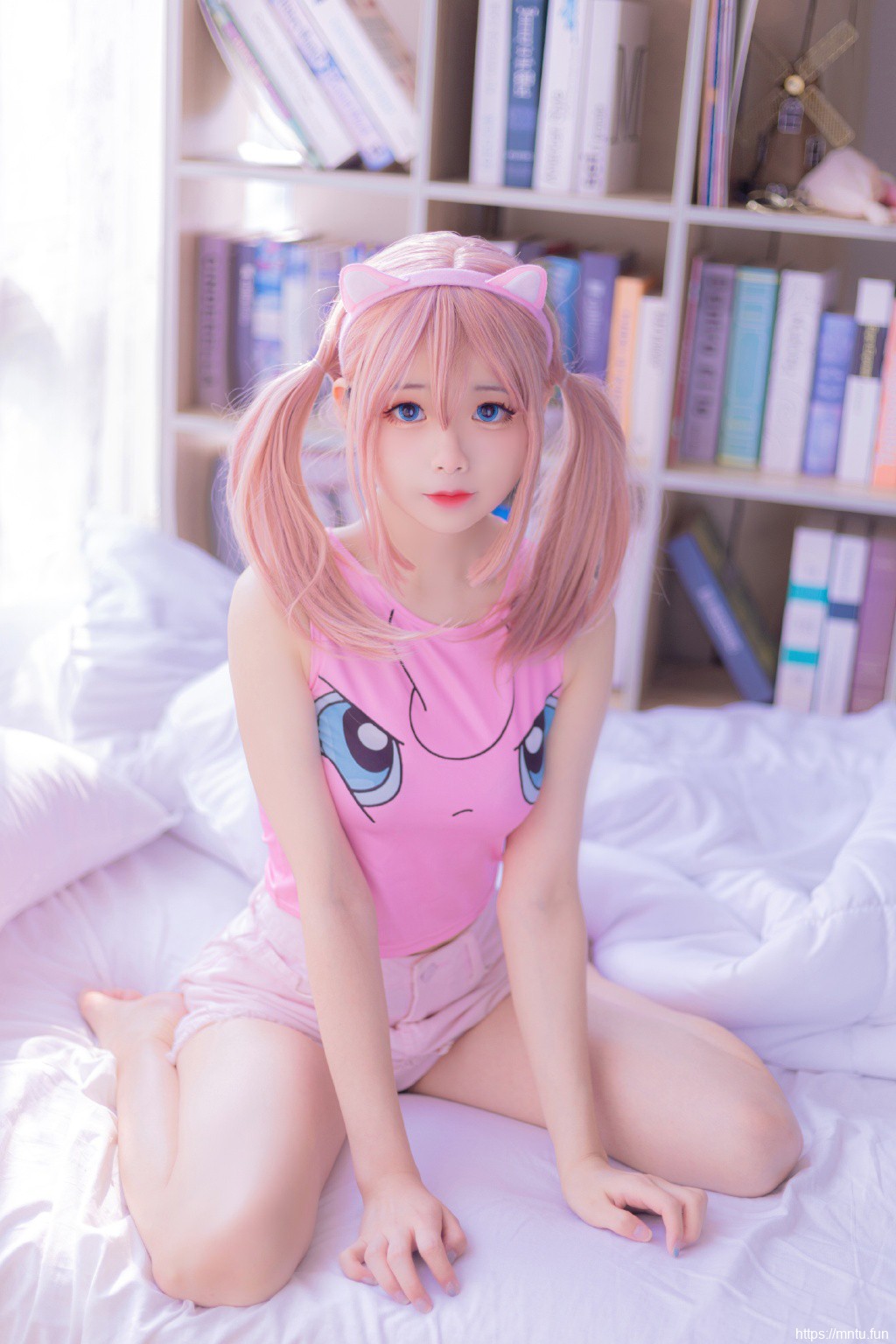 萌系粉嫩美女可爱俏皮图片