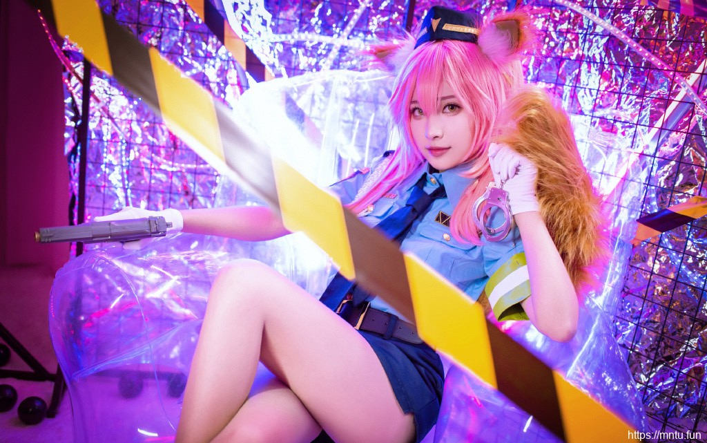 性感玉藻前女警cosplay写真图片
