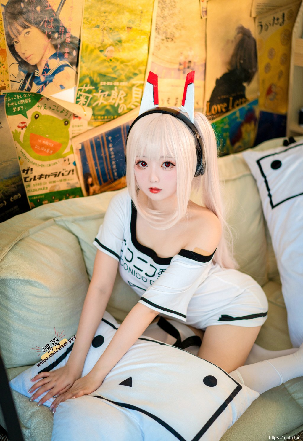 碧蓝航线绫波cos美女性感写真图片