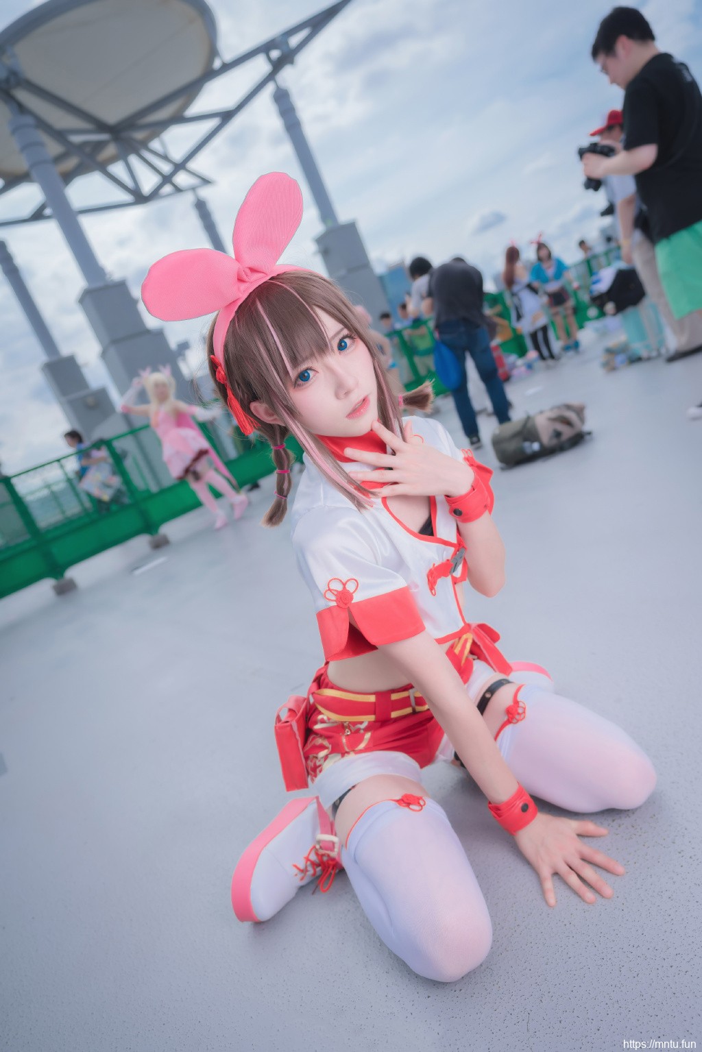 甜美粉嫩cosplay萝莉诱人图片