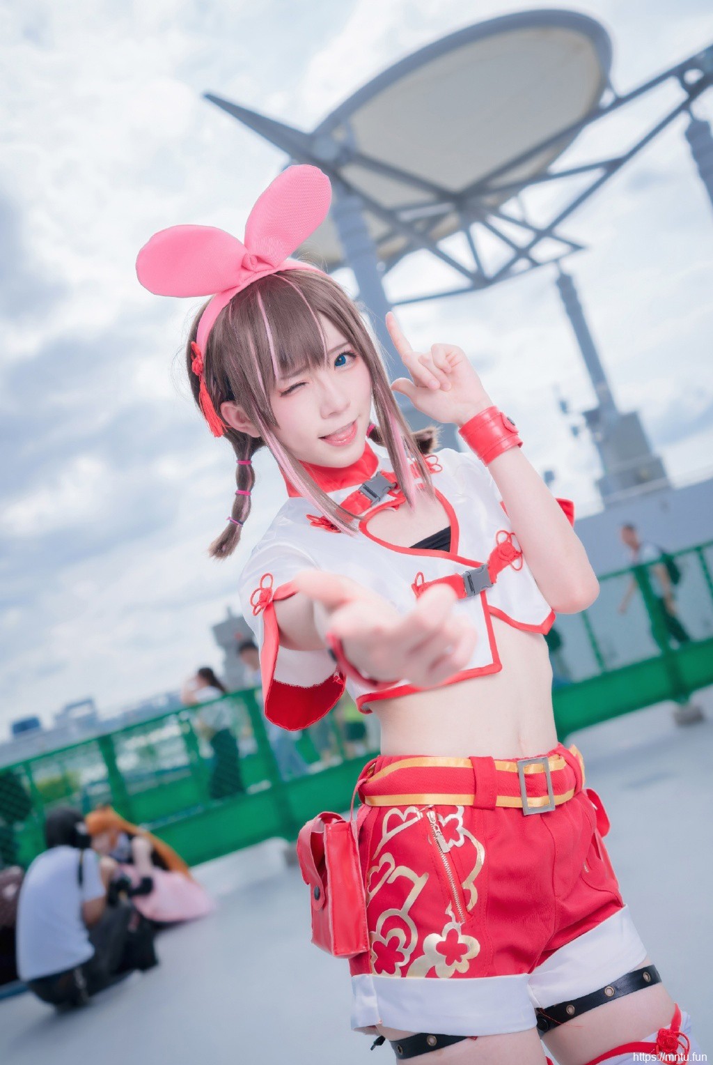 甜美粉嫩cosplay萝莉诱人图片