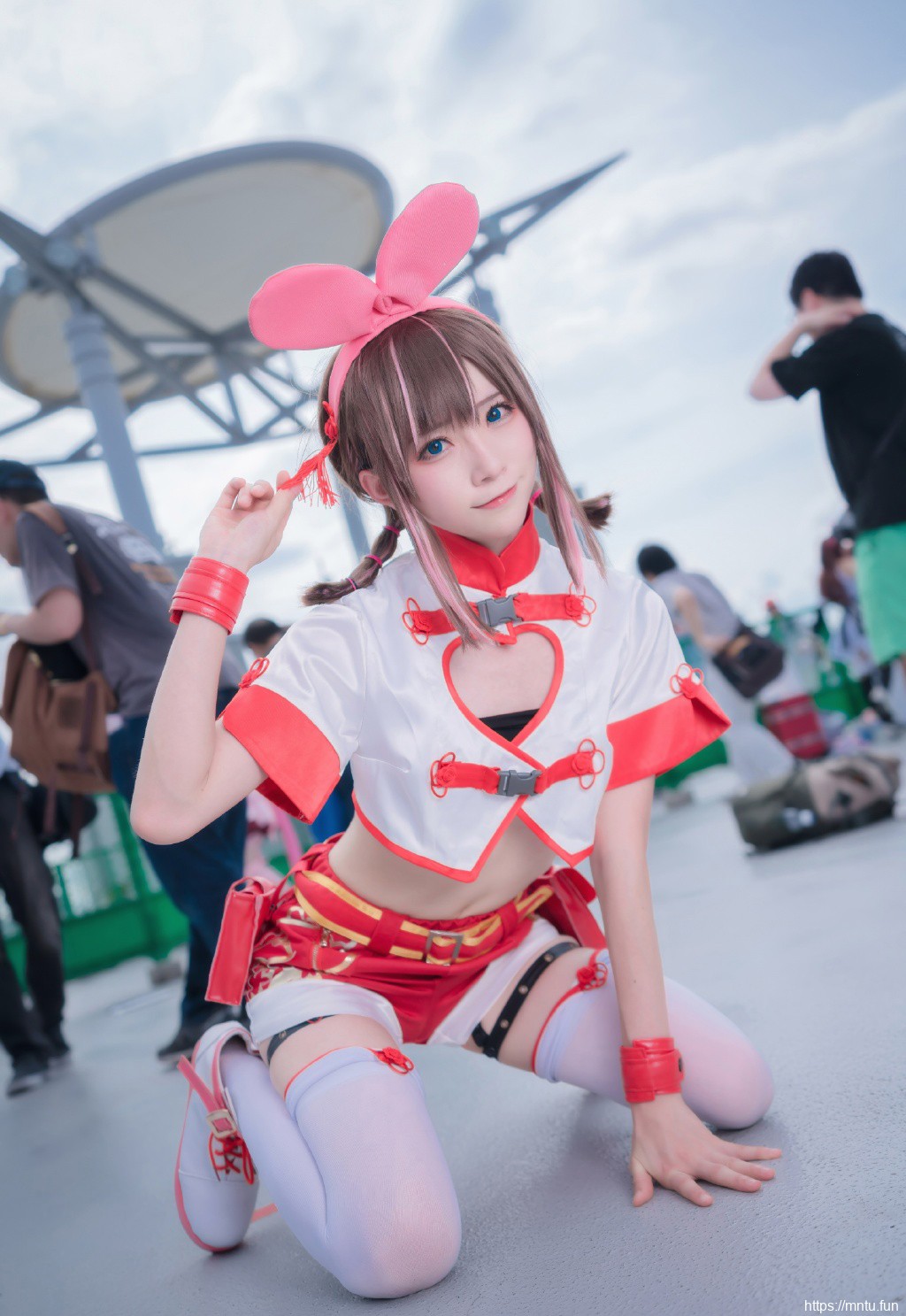 甜美粉嫩cosplay萝莉诱人图片