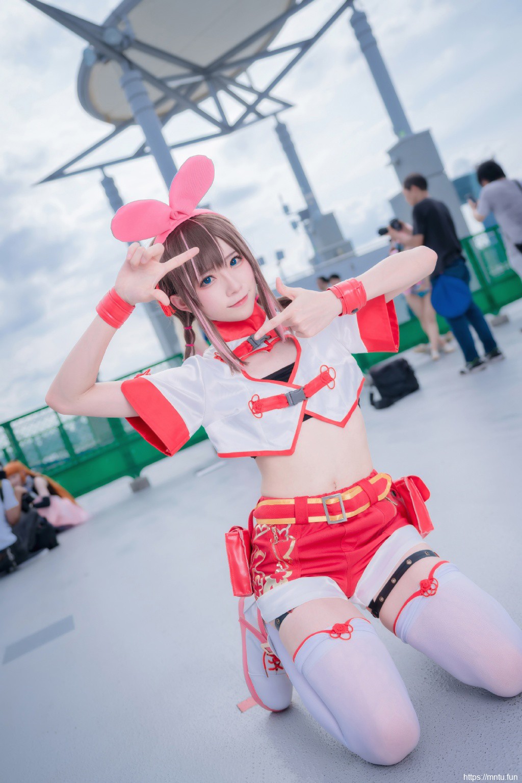 甜美粉嫩cosplay萝莉诱人图片