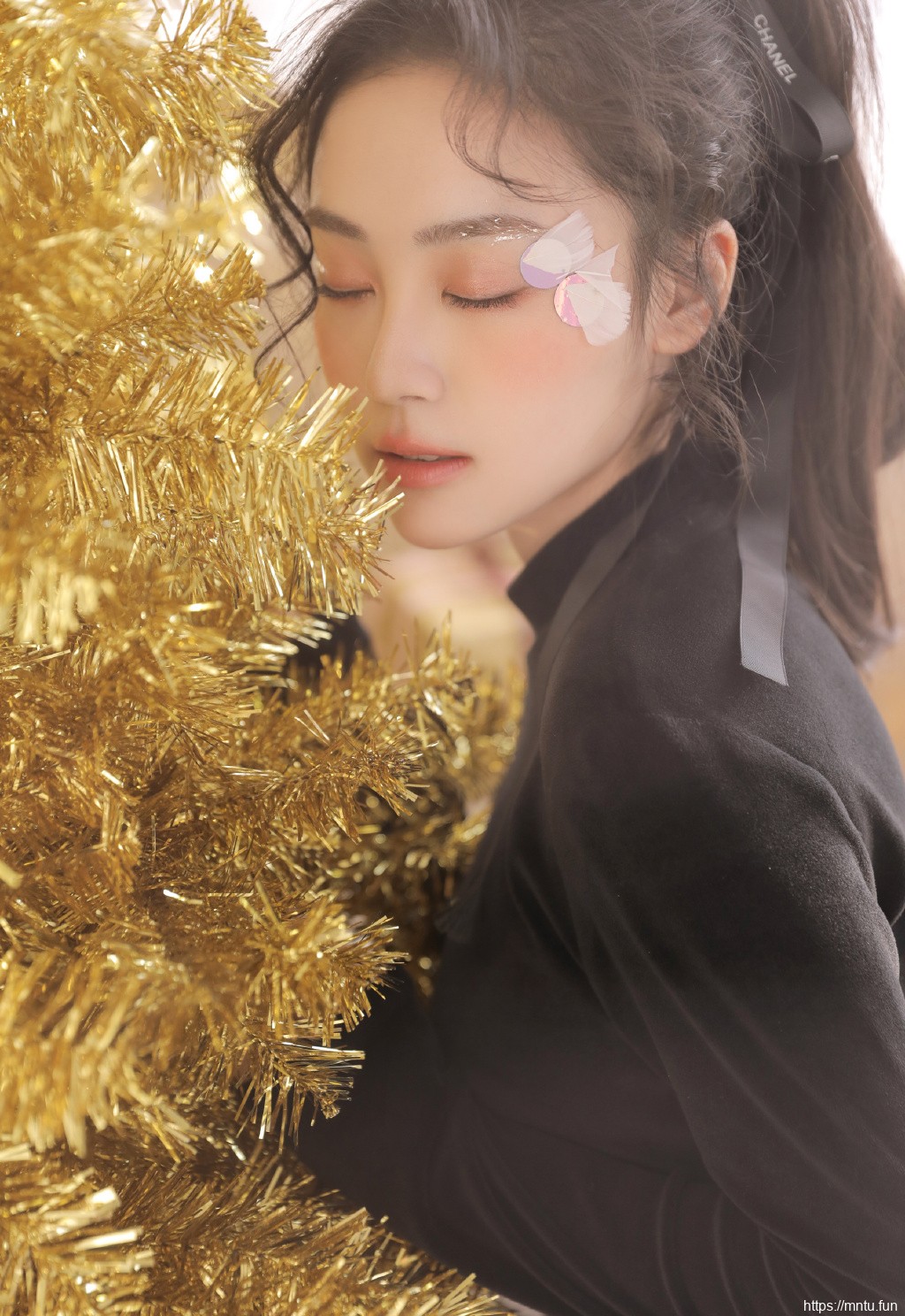 圣诞节美女唯美动人性感私房写真