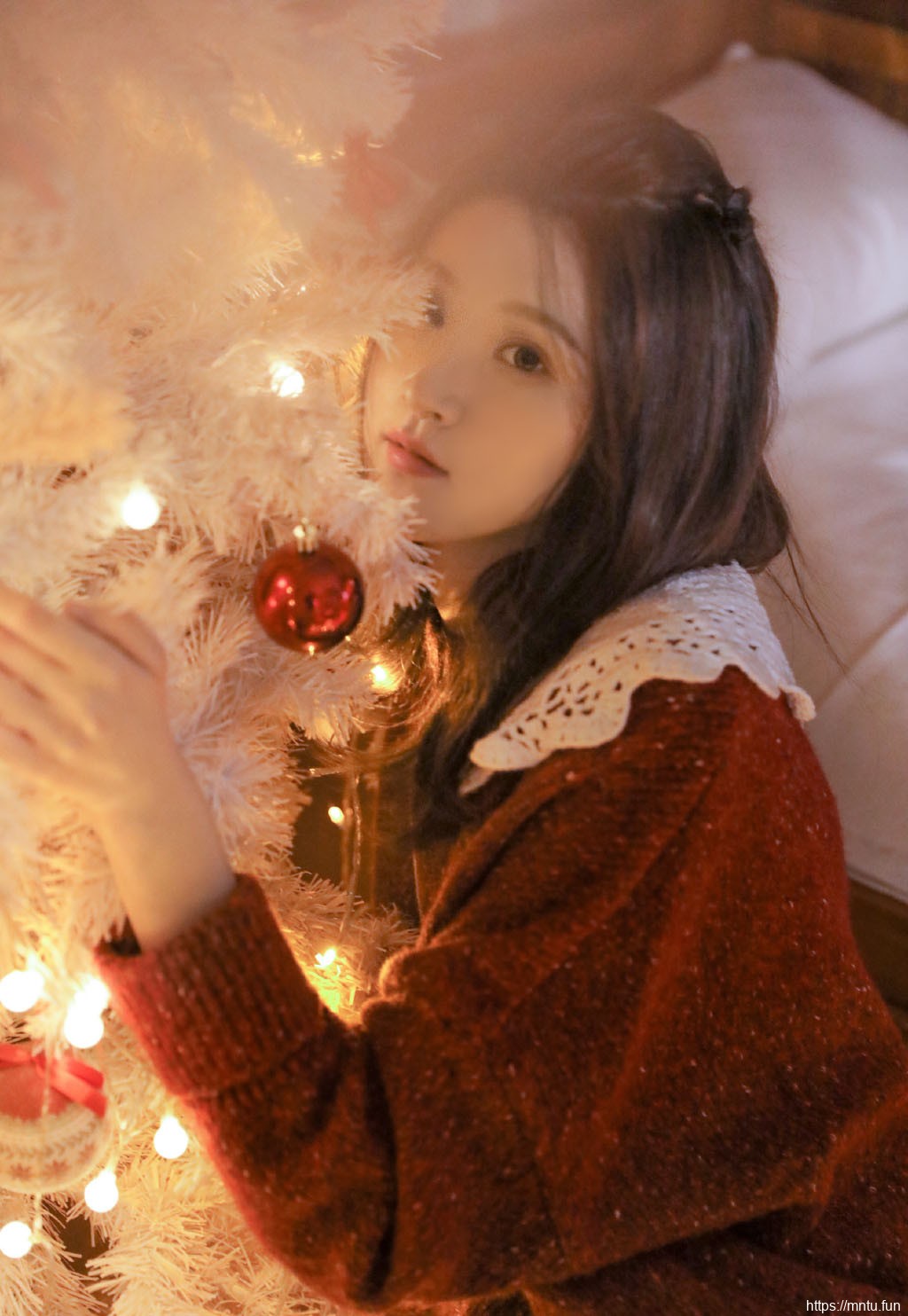 圣诞季美女唯美美女艺术写真图片