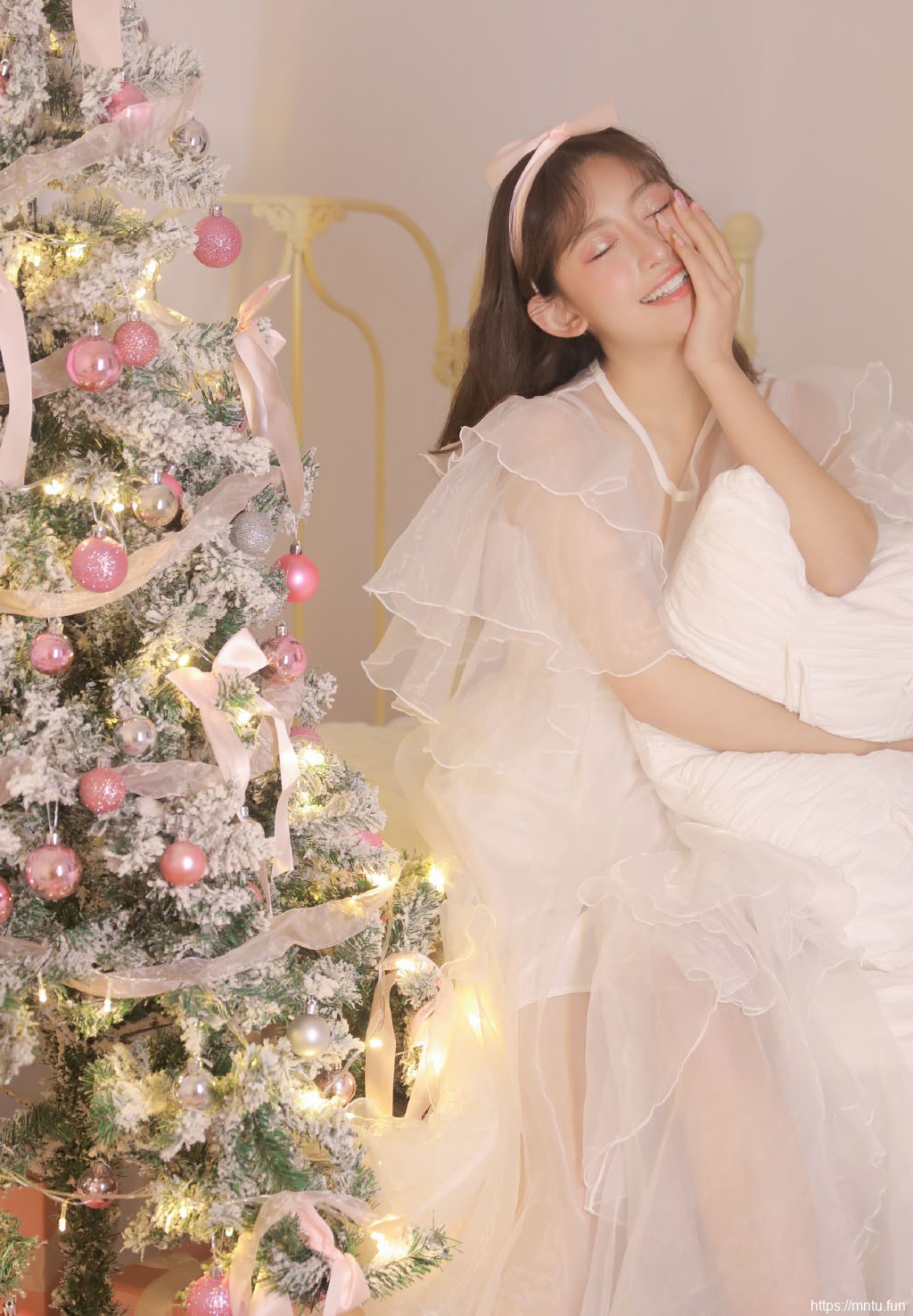 圣诞节美女诱人蕾丝美女图片写真