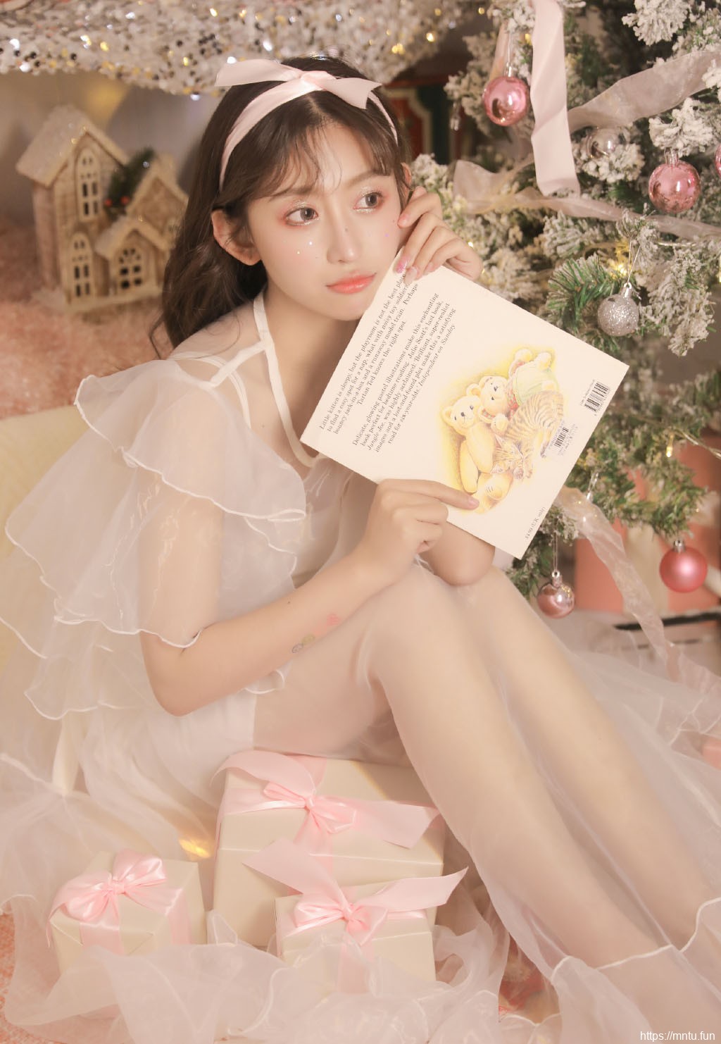 圣诞节美女诱人蕾丝美女图片写真