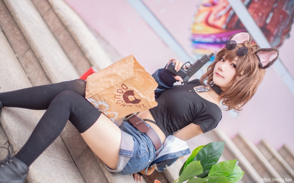 娇羞萝莉美女性感撩人cosplay图片