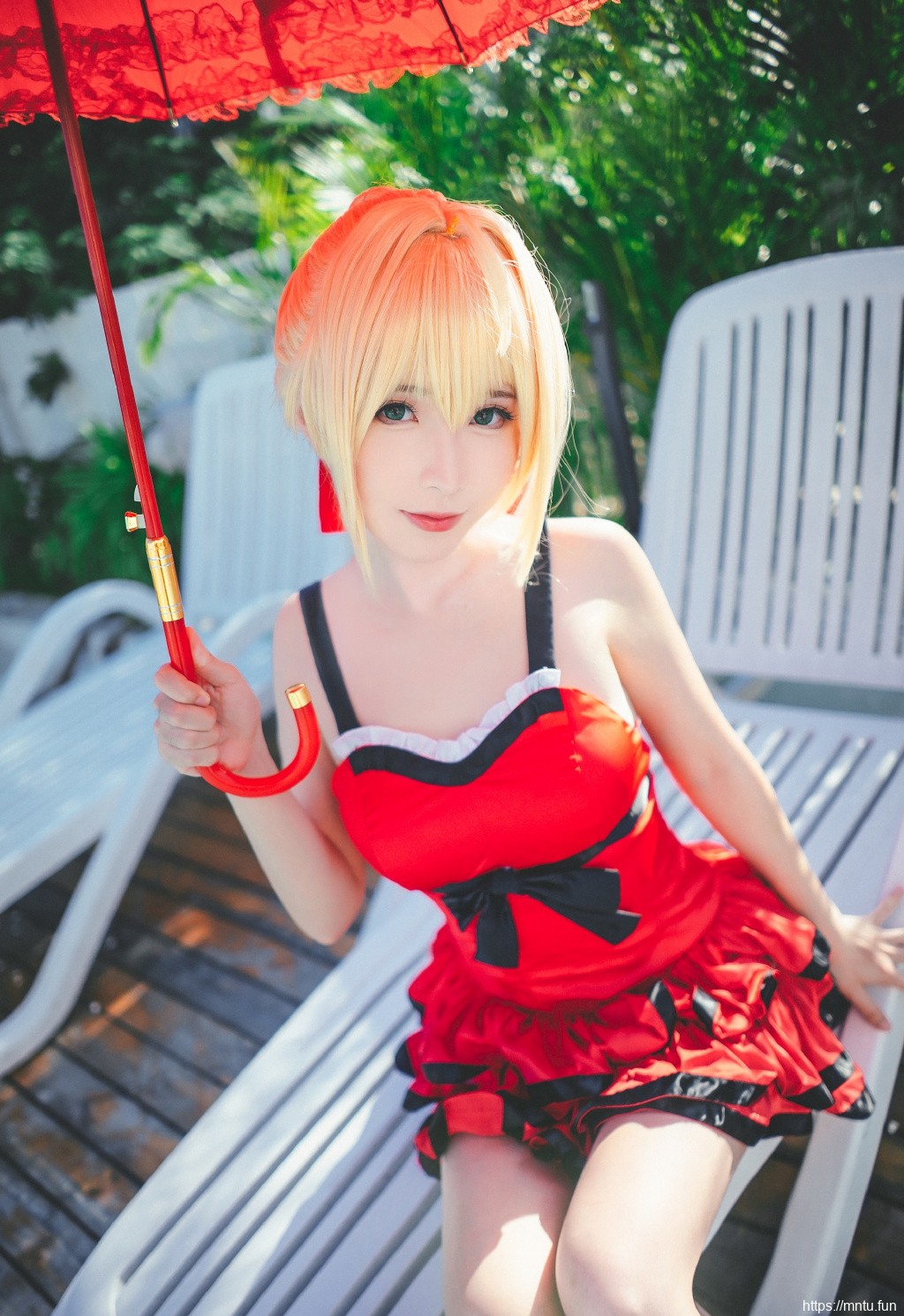 长腿美女性感惹火cosplay写真图片