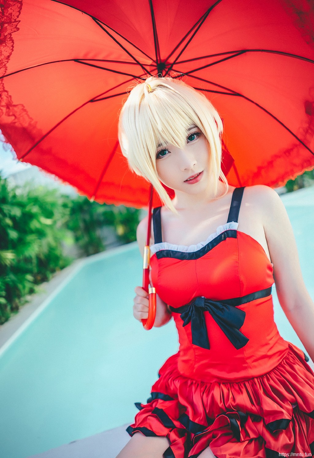 长腿美女性感惹火cosplay写真图片