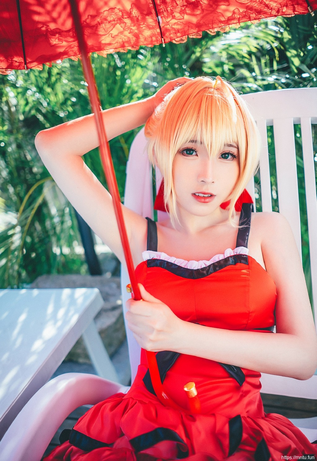 长腿美女性感惹火cosplay写真图片