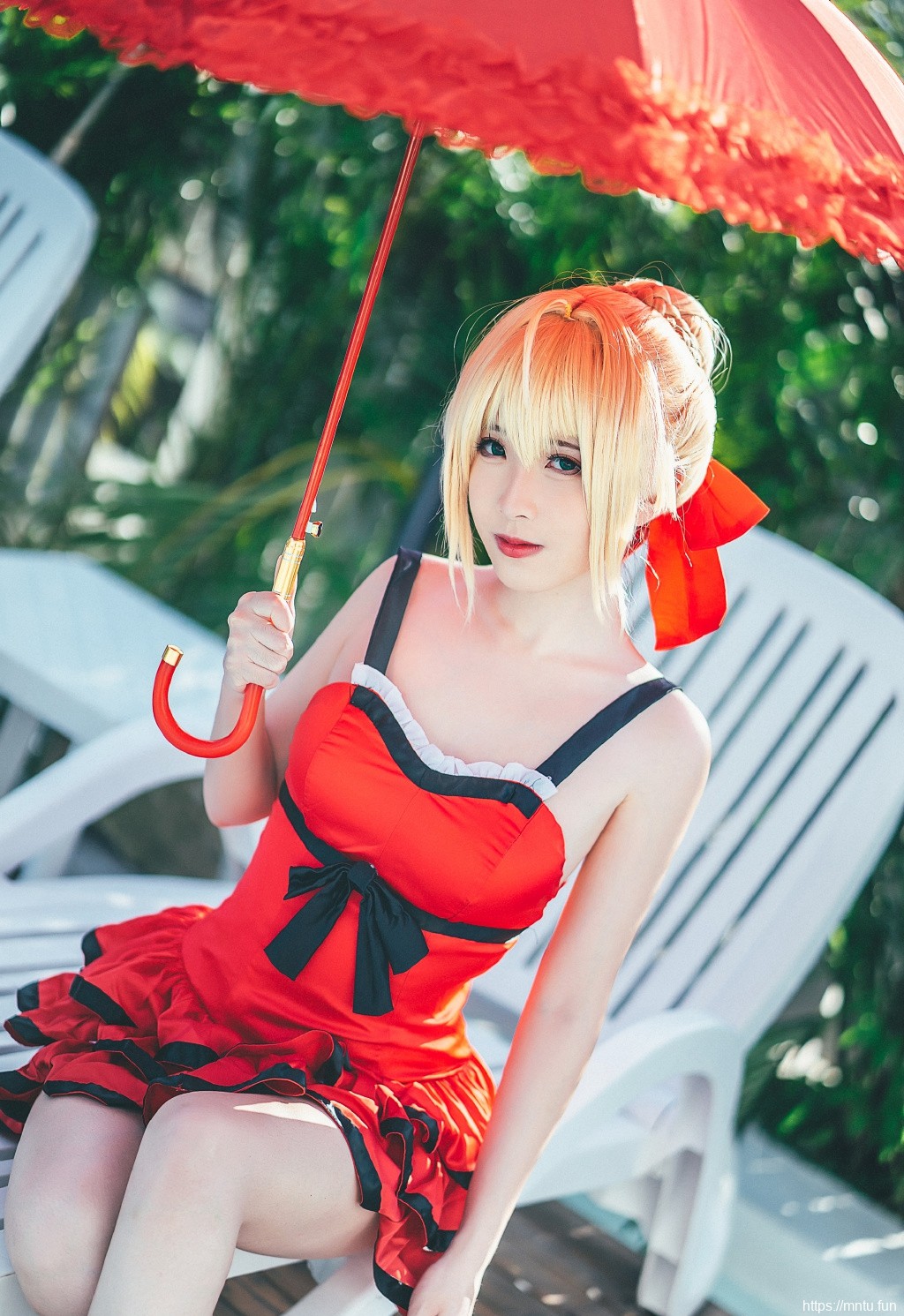 长腿美女性感惹火cosplay写真图片