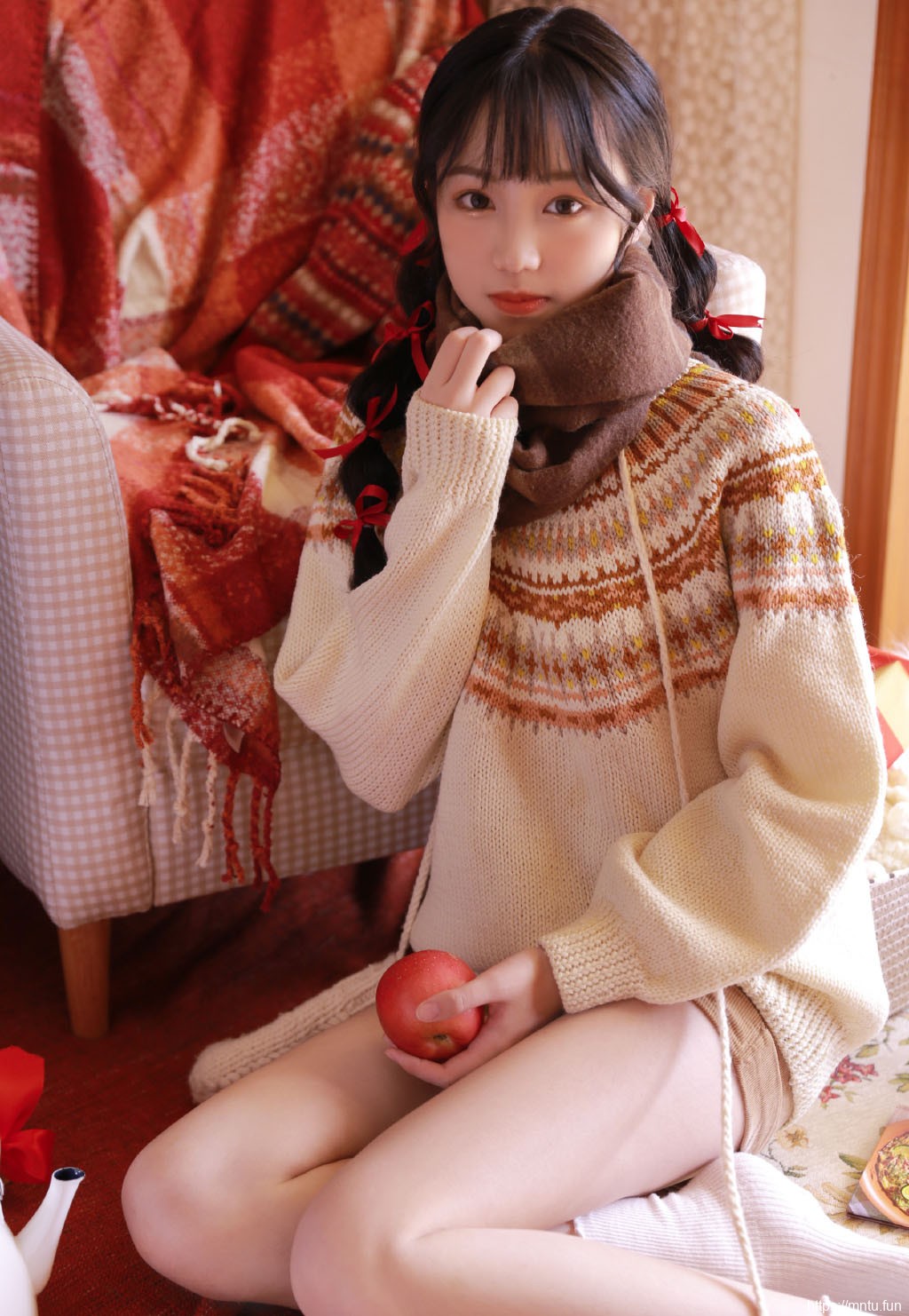 漂亮圣诞美女唯美私房性感写真