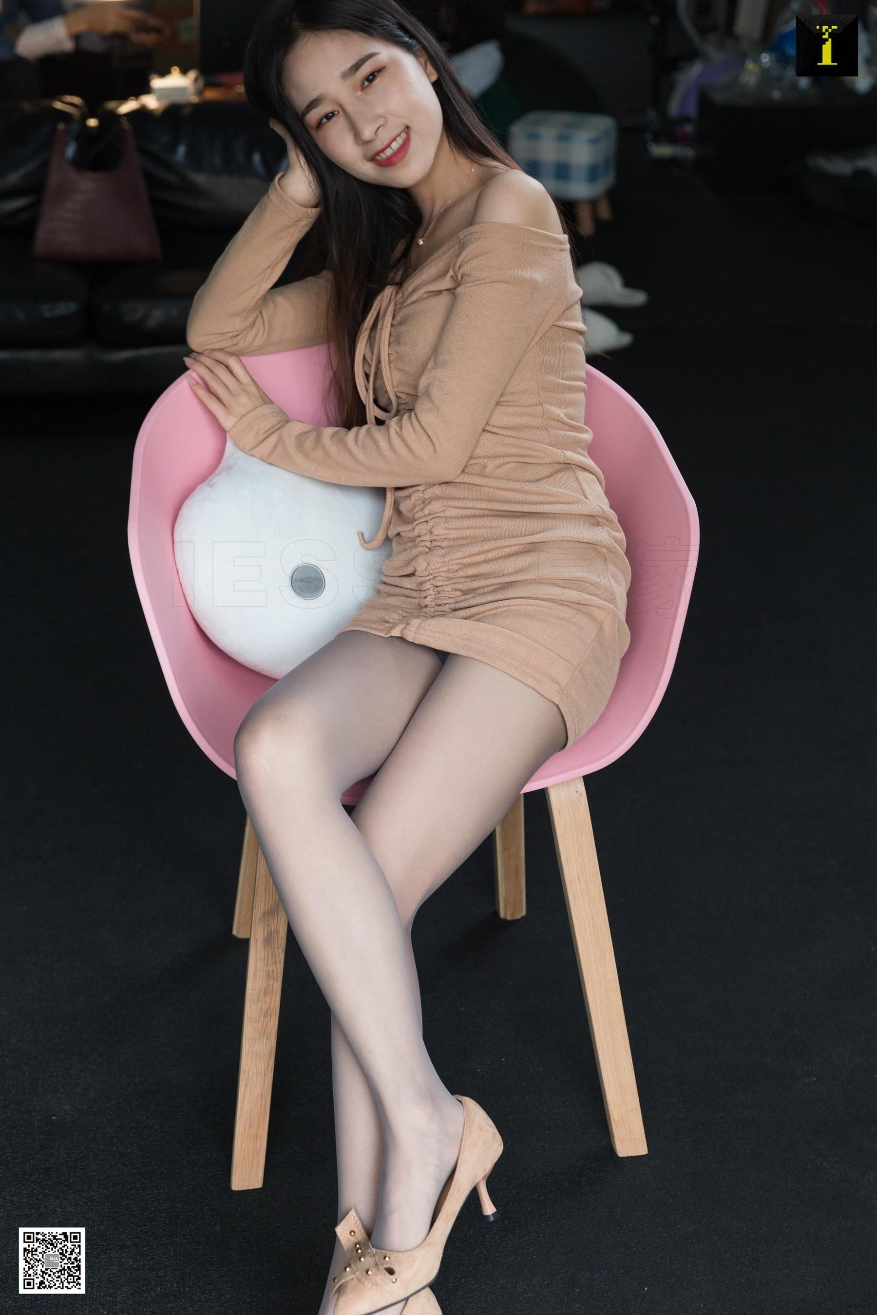 模特美子 《高级驼色系》 [异思趣向IESS] 写真集