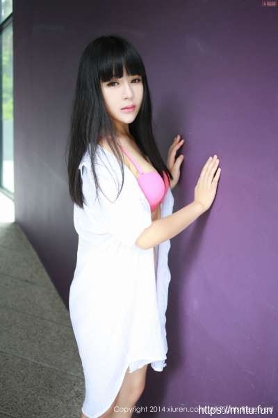 文艺女青年八宝icey性感美女泰国旅拍写真套图